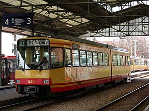 Wagen 520 im Bahnhof Ettlingen Stadt 2006