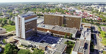 Kompleks budynków Narodowego Instytutu Onkologii w Warszawie