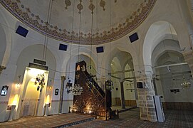 Interior de la Gran Mezquita (Ulu Cami) de Manisa, construida por los Saruhanids alrededor de 1371