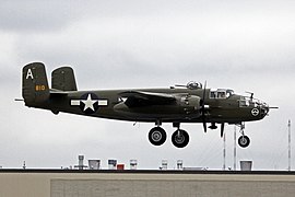 B-25 Mitchell américain.