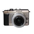Беззеркальный фотоаппарат «Olympus PEN E-PL1» стандарта Микро 4:3