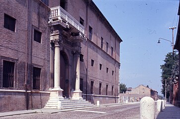 la palaco Prosperi Sacrati Ferrara, 1982