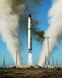 Uzinduzi wa mtihani wa ICMM ya LGM-25C Titan II kutoka kwenye silo ya chini ya ardhi huko Vandenberg AFB, Marekani, kati ya miaka ya 1970