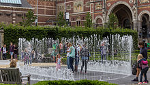 Water feature in sculpture garden Rijksmuseum Amsterdam-9058.jpg