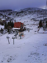 Поглед на скијачкиот центар „Шел“