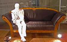 The couch on which Alois Hitler died Alois Hitler "deathbed".jpg