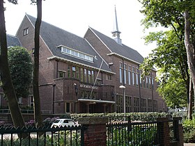 Aloysiuscollege, Oostduinlaan 42-50 - 't Hoenstraat 30, Den Haag.jpg