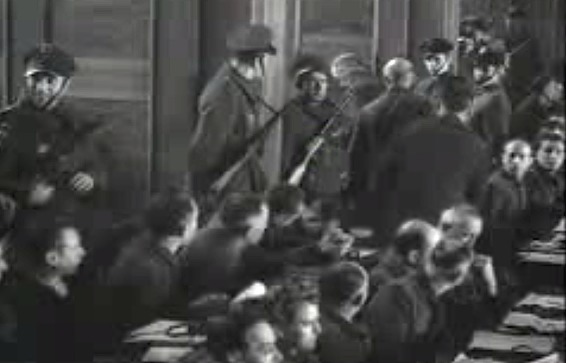 Datei:Auschwitz Trial 1947 2.tiff