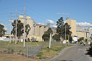 English: Boral Cement Works, Maldon, NSW Austr...