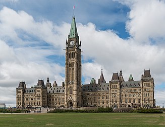 L'Édifice du Centre, bâtiment du Parlement du Canada, à Ottawa. (définition réelle 5 358 × 4 131)