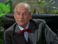 Cyril Cusack