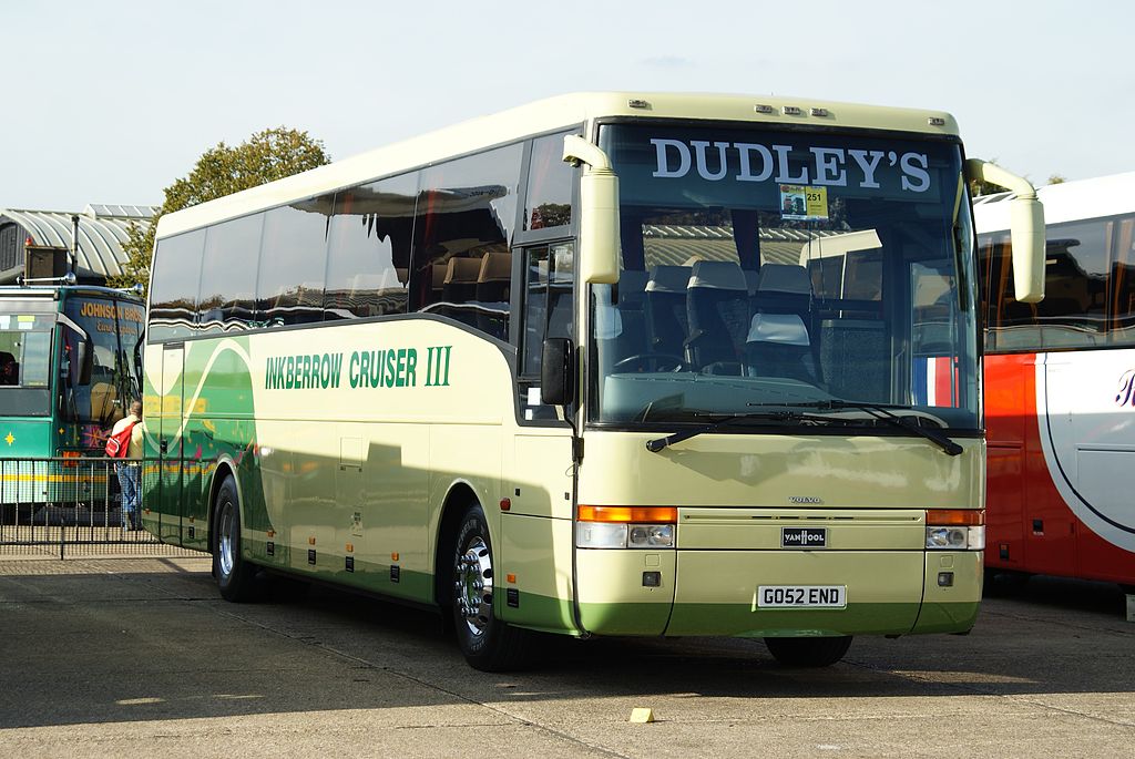 dudleys coaches