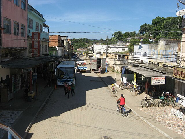 Centro comercial de Engenheiro Pedreira.