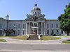 Façade du palais de justice du comté de Frontenac