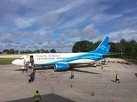Boeing 737-300 в международном аэропорту Науру