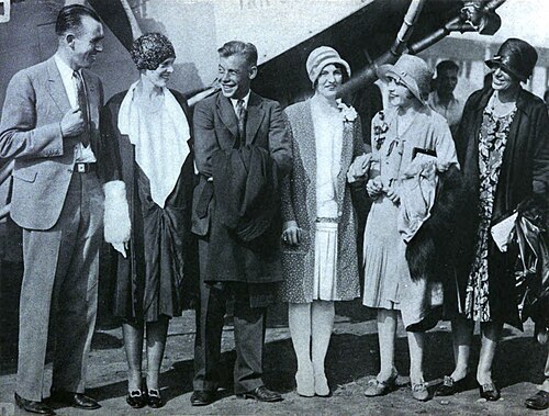 FLYING TO BOSTON—GORDON, A. E., STULTZ, MRS. GORDON, MRS. STULTZ, MRS. PUTNAM