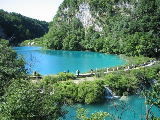 File:Plitvice01.jpg