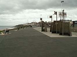 Strandpromenade van Whitley Bay, zuidwaarts blikkend