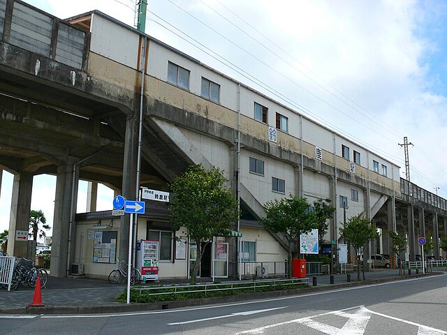 640px-Suzuka-Station.JPG