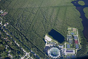 Luftbild des Tennis Center at Crandon Park (2012)