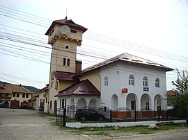 Tigveni community center