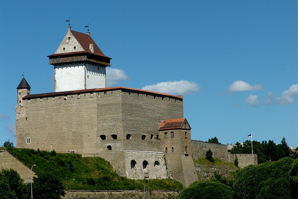 Нарвский замок Эстония