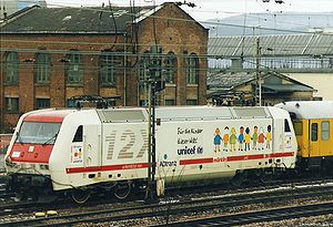 128 001-5 während Messfahrten in Trier (1996)