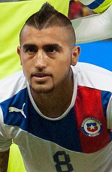 Arturo Vidal Footballteam of Chile - Spain vs. Chile, 10th September 2013 (cropped).jpg