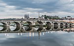 Miniatura para Puente Jacques-Gabriel (Blois)