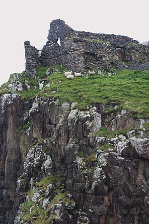 Duntulm Castle in Trotternish, Skye. Trotternish was the subject of territorial feuding between the Macdonalds of Sleat and MacLeods of Dunvegan in the 16th and early 17th centuries. Duntulm Castle (cliff).jpeg