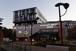 Holmlia center, located on Holmlia senter vei.