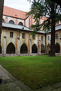 El centro del monasterio