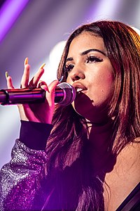Mabel performing in 2018
