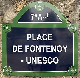 Voir la plaque.