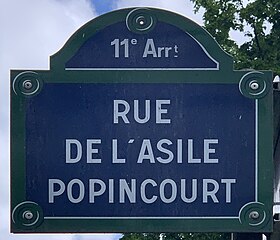 Voir la plaque.