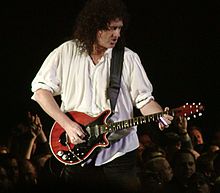 220px-Queen_2005_1010016.JPG