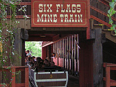 Run-A-Way Mine Train à Six Flags Over Texas