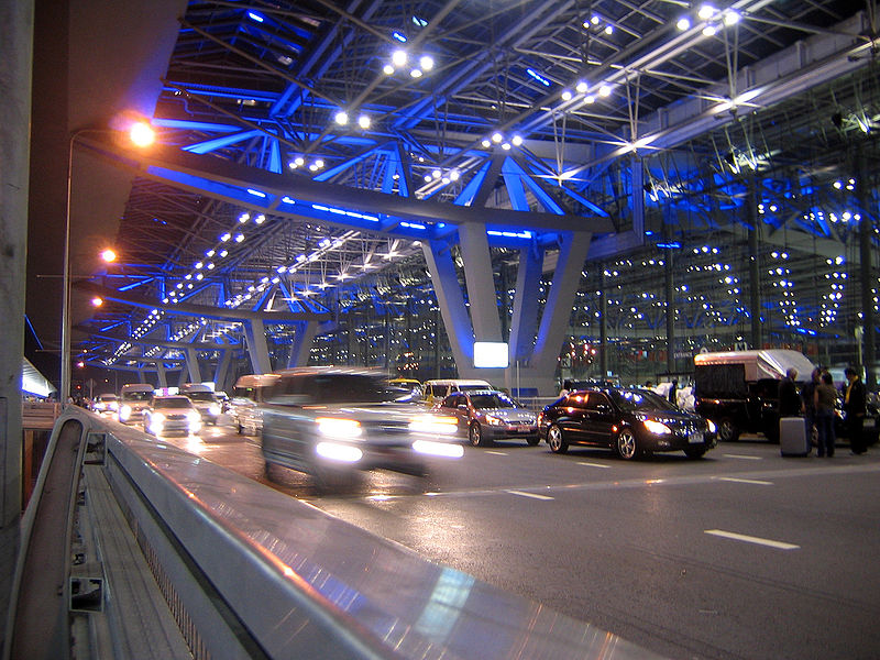 File:Suvarnabhumi Airport Terminal Building Departures Level.jpg