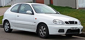 2001 Daewoo Lanos (T150) Sport 3-дверный хэтчбек (2010-06-17) 01.jpg