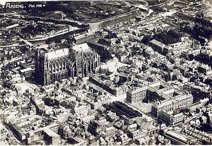 Amiens, mei 1918. De stad was relatief onbeschadigd