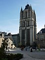 54-метровая башня аббатства Сент-Обен (XII век)