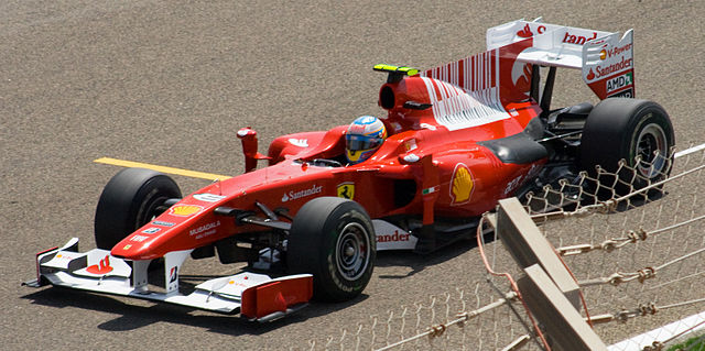 Fernando Alonso en el Gran Premio de Baréin de 2010.