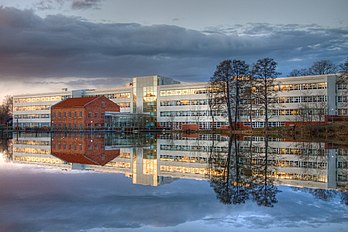 Siège de l'entreprise suédoise Tekniska Verken AB à Linköping en Suède. (définition réelle 3 072 × 2 048)