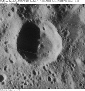 Снимок зонда Lunar Orbiter - IV.