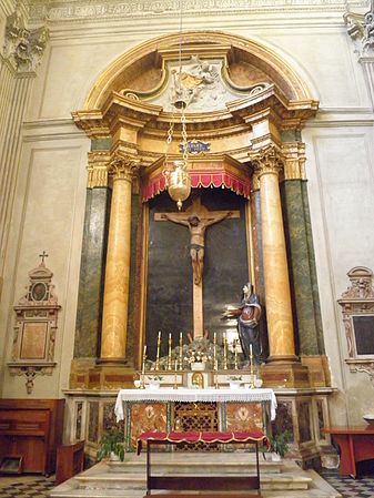 Altar da Crucificação.