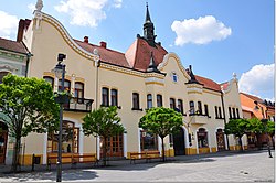 בית העירייה של טופולצ'אני