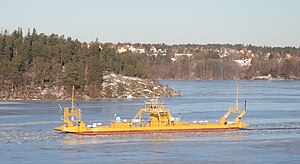 M/S Freja på Mälaren utanför Björnholmen, öster om färjetraden Ekeröleden