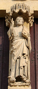 Амиенската катедрала „Света Богородица“, статуя Beau Dieu d'Amiens (1230).