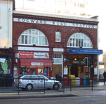 The facade of Edgware Road station in December 2007