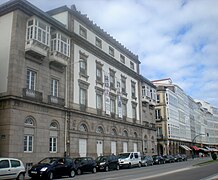 Fachada trasera de la Biblioteca